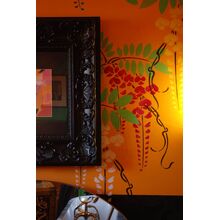 Примерт трафарета глицинии в японском стиле