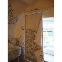 Декор трафаретом штор